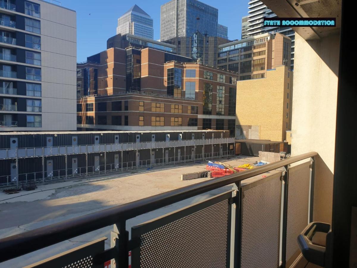 80S Retro 1Bed Studio Serviced Apartment Canary Wharf Perfect For Solo & Couple Travellers 伦敦 外观 照片